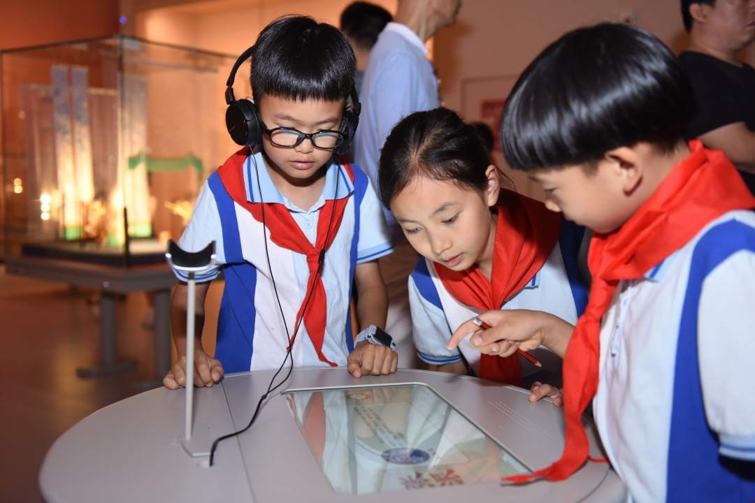 鹿娃訪非遺之越劇博物館 (3).jpg