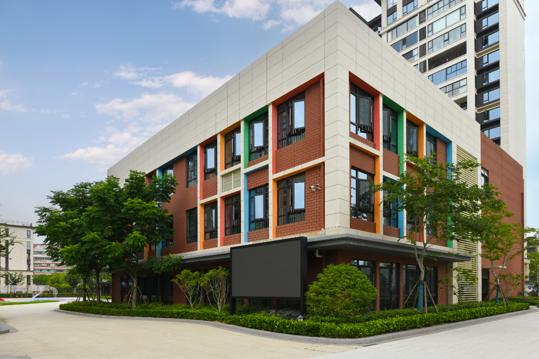 教學(xué)樓1.png 教學(xué)樓1.png