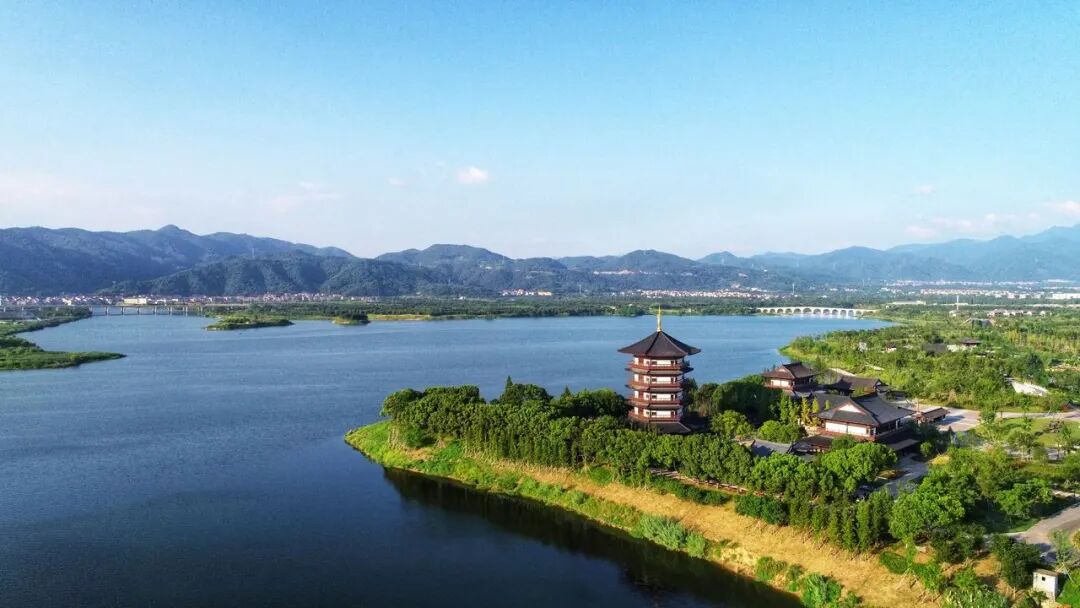 艇湖公园.jpg